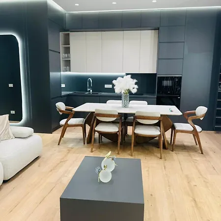 Delijorgji Luxury Апартаменты Тирана