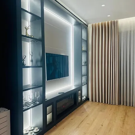 Delijorgji Luxury * Тирана