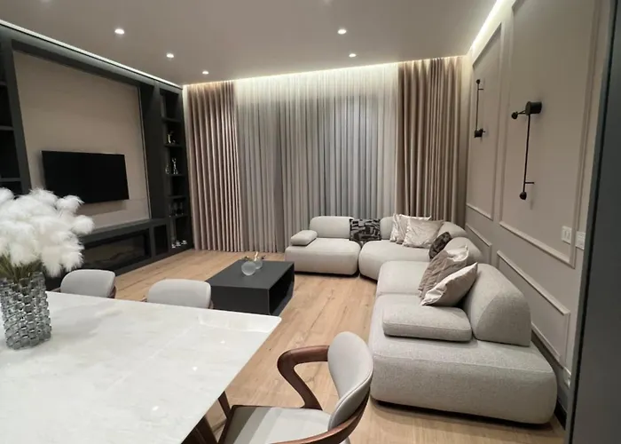 Lägenhet Delijorgji Luxury Tirana