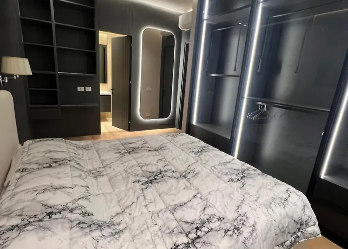 Delijorgji Luxury Lägenhet